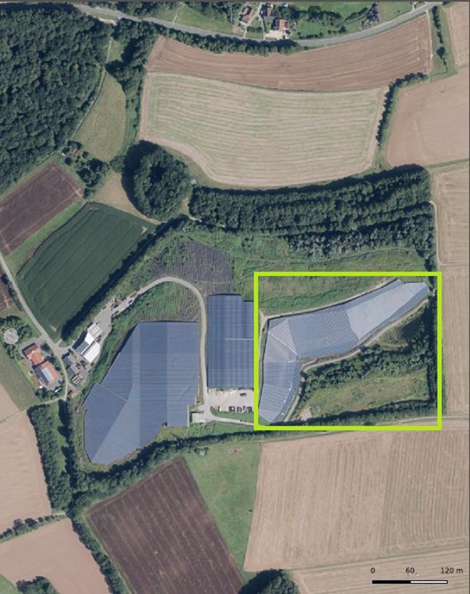 Luftbild Hellsiek mit markiertem Bereich der PV-Anlage